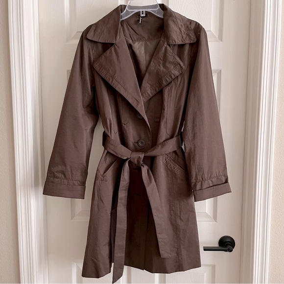 Ambition Trench coat - Picture 1 of 14